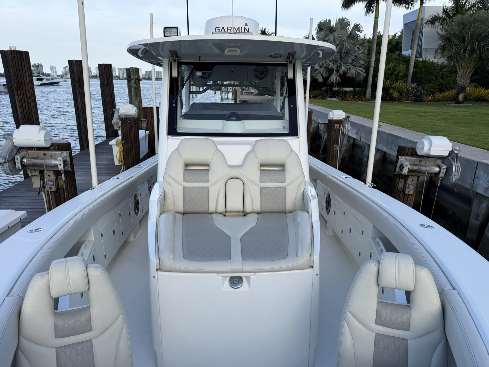 2020 Solace 345CC