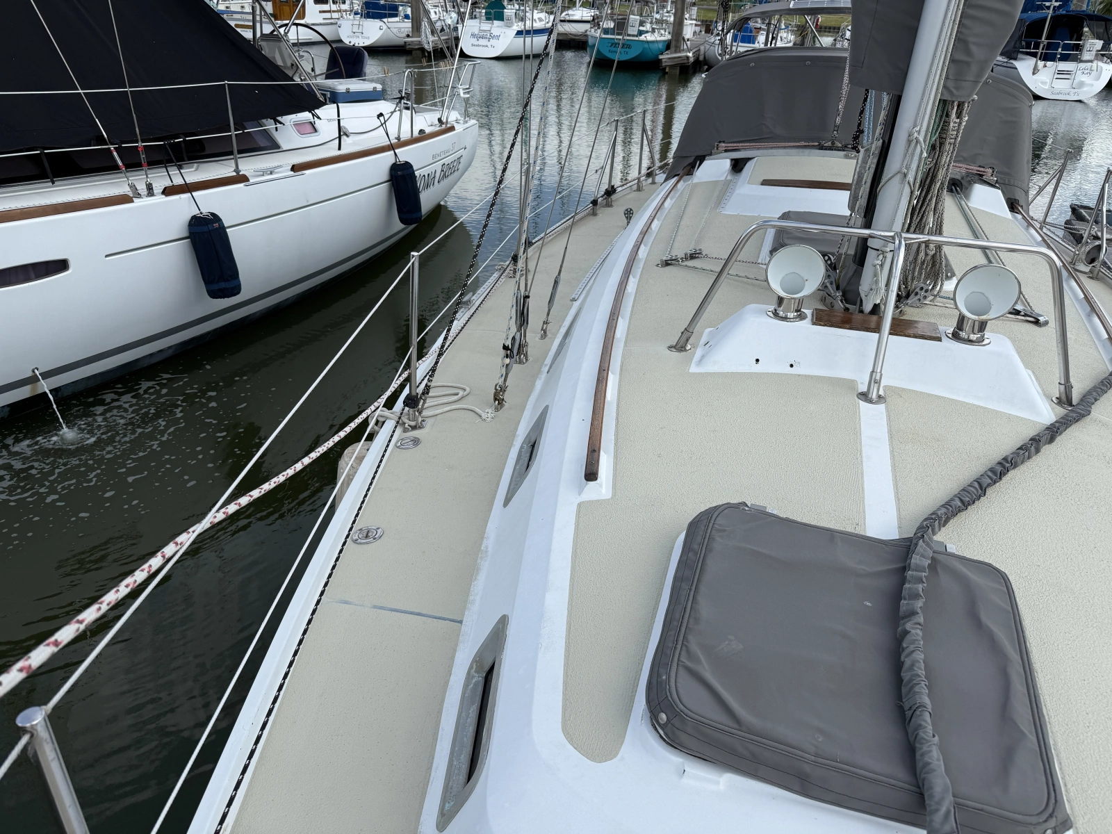 Ericson 381