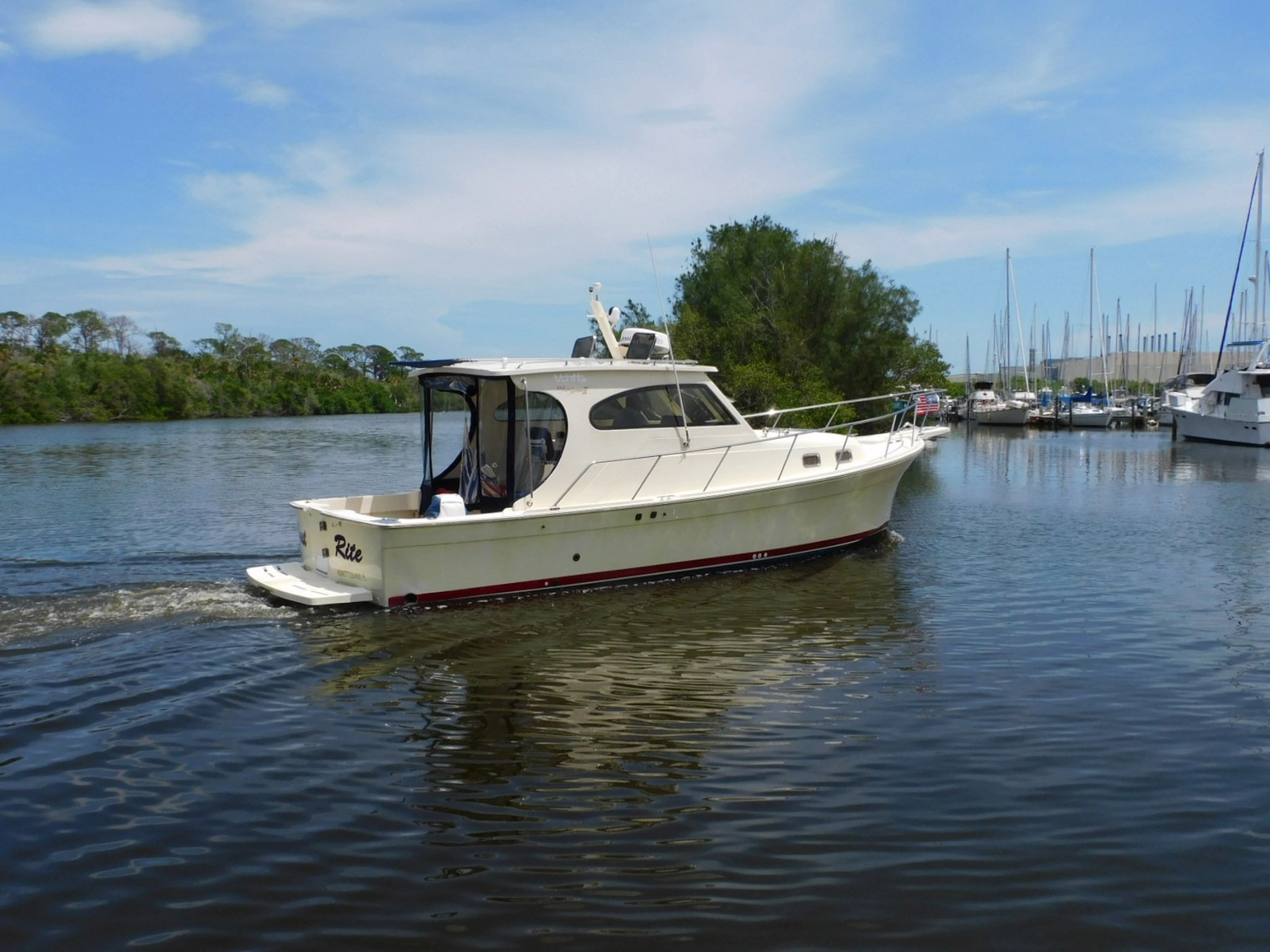 2004 Mainship 30 Rum Runner