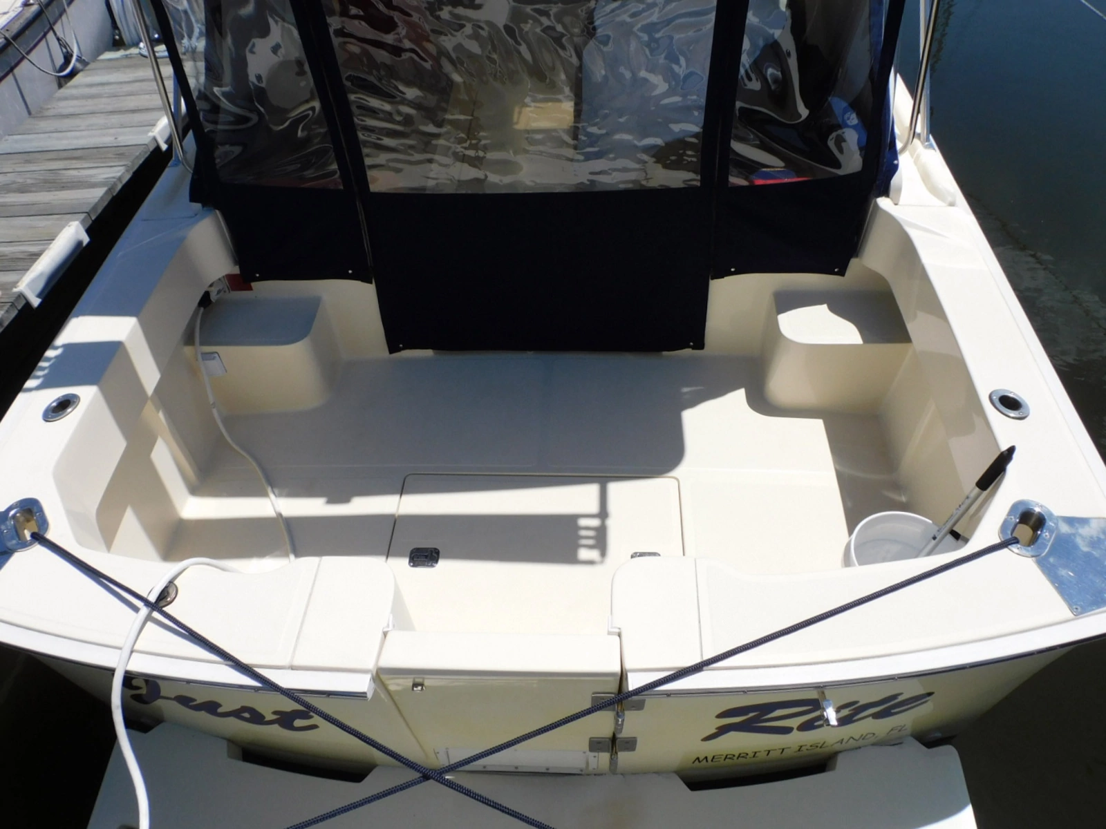 2004 Mainship 30 Rum Runner