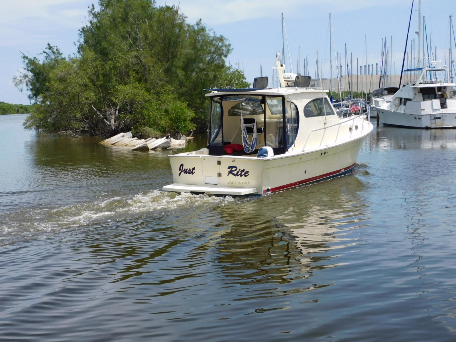 2004 Mainship 30 Rum Runner