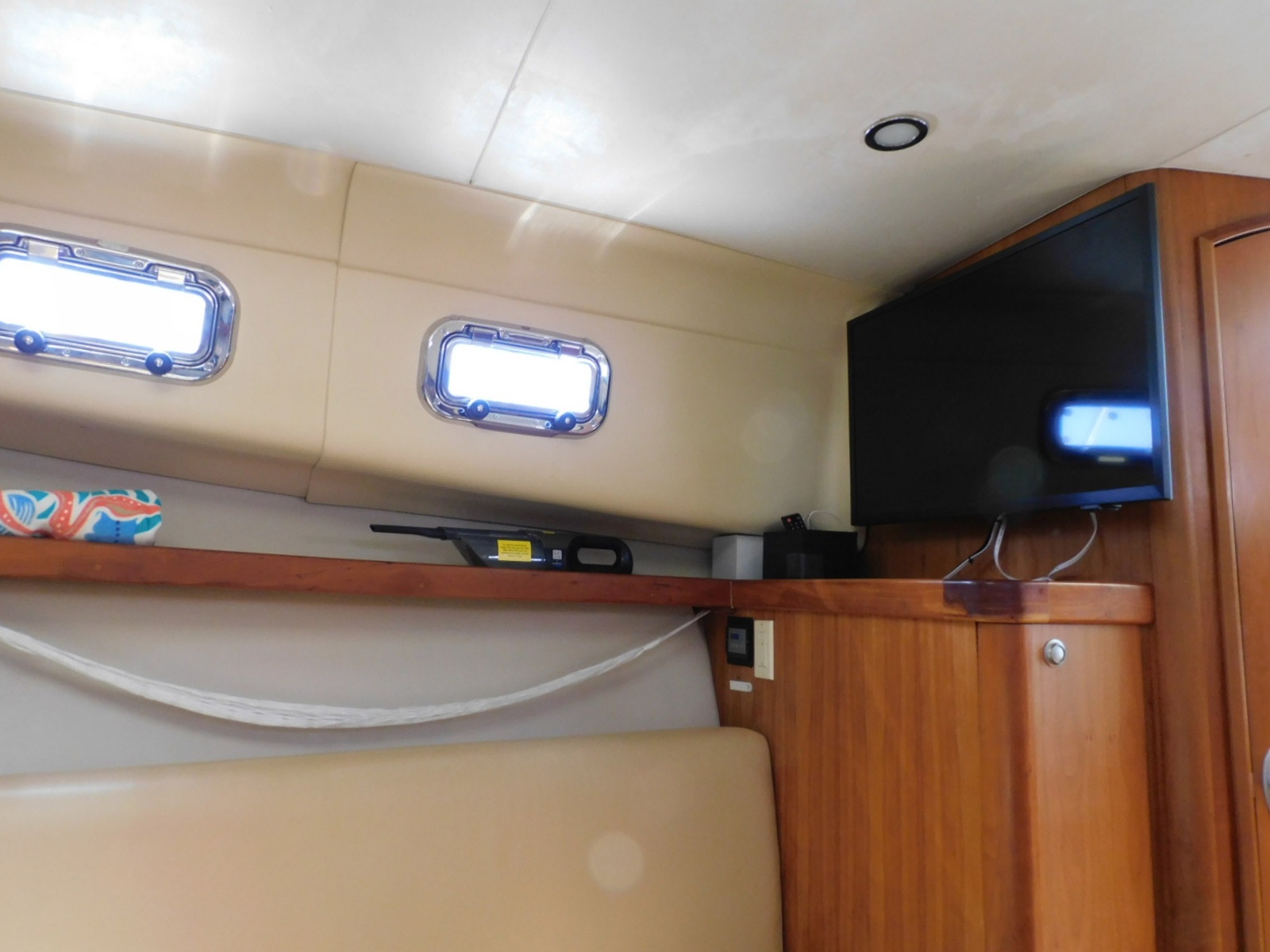 2004 Mainship 30 Rum Runner