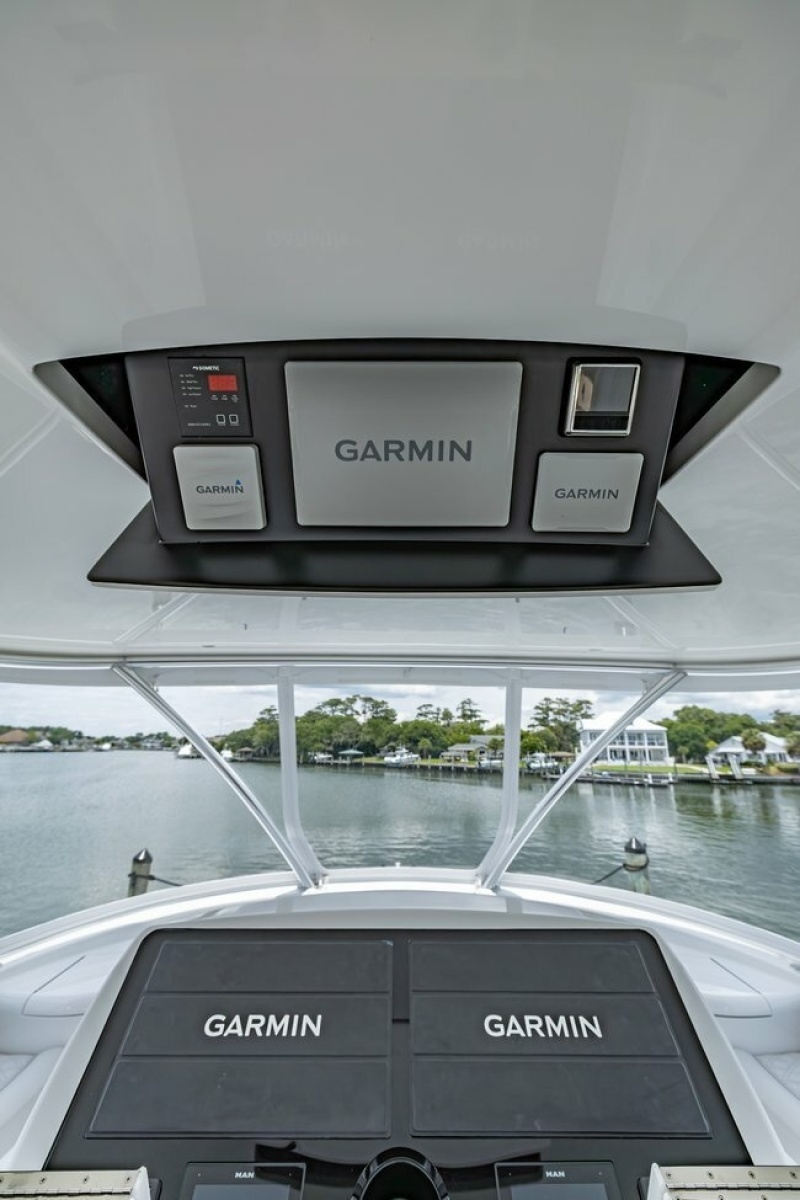 2025 Viking 58 Convertible