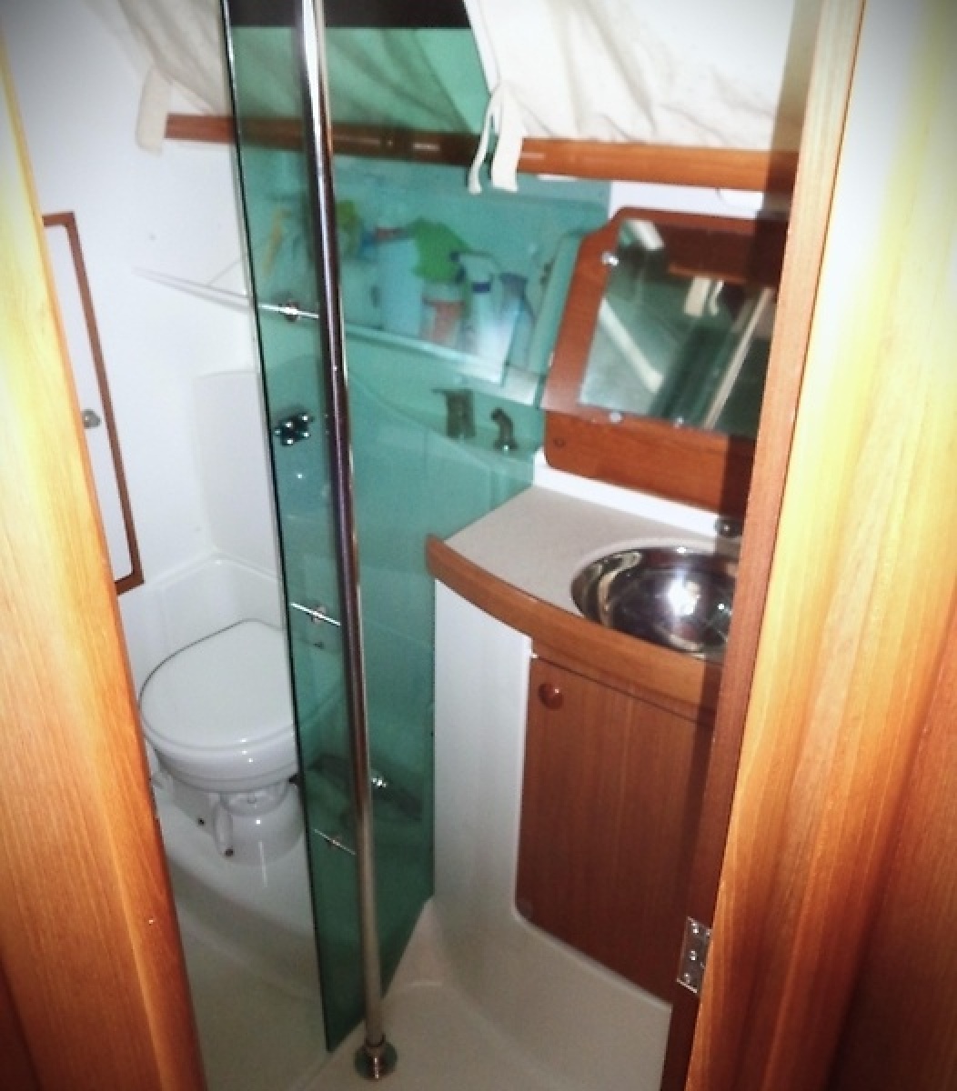 2004 Jeanneau Sun Odyssey 35 — 0005879908
