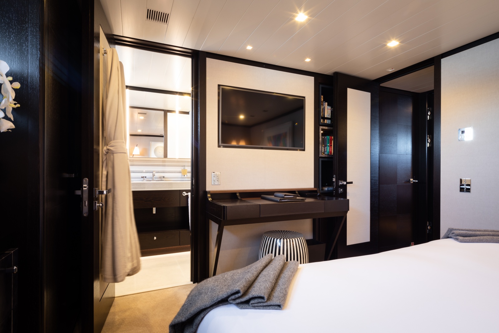 1979 Feadship 