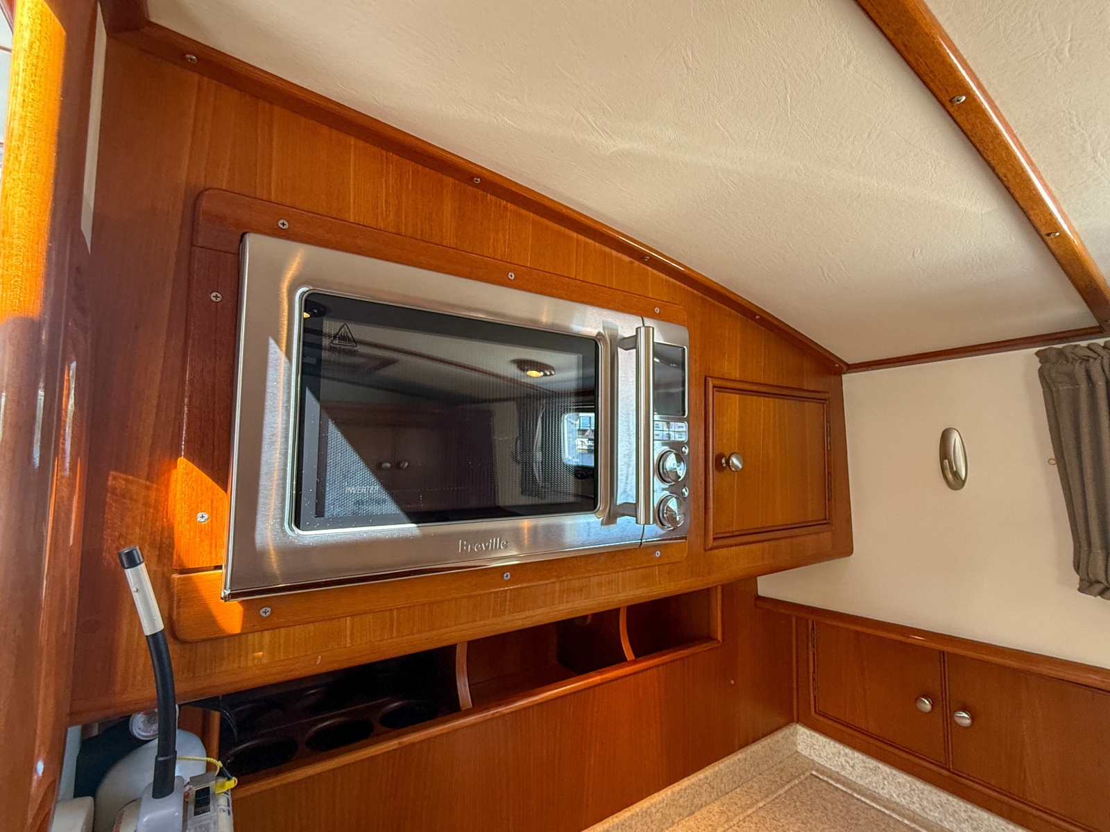 2003 Grand Banks 38 Eastbay HX
