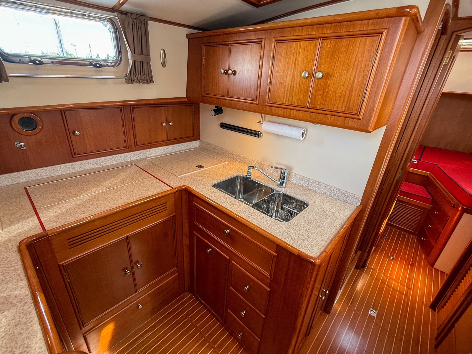 2003 Grand Banks 38 Eastbay HX