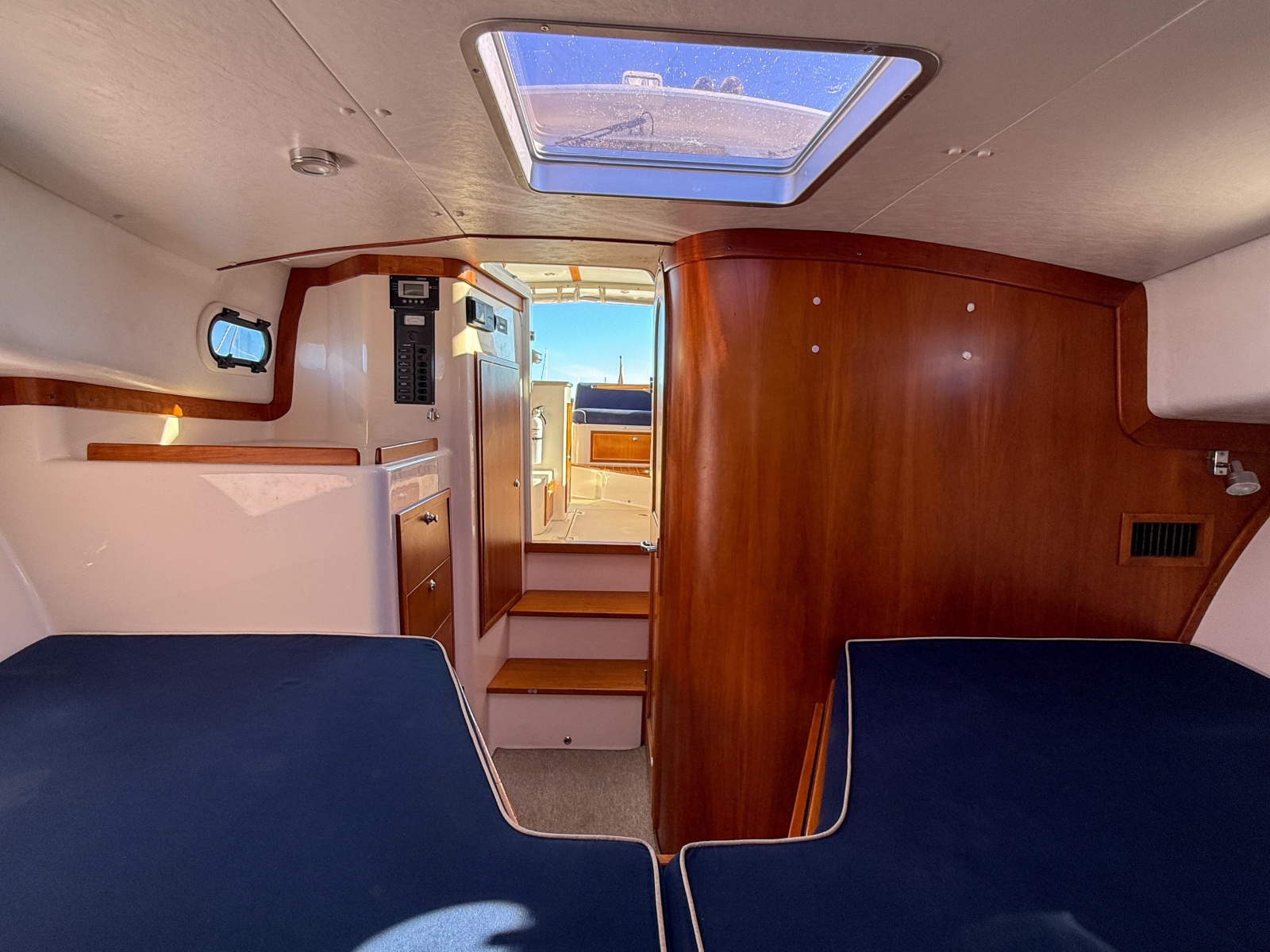2008 True North 34