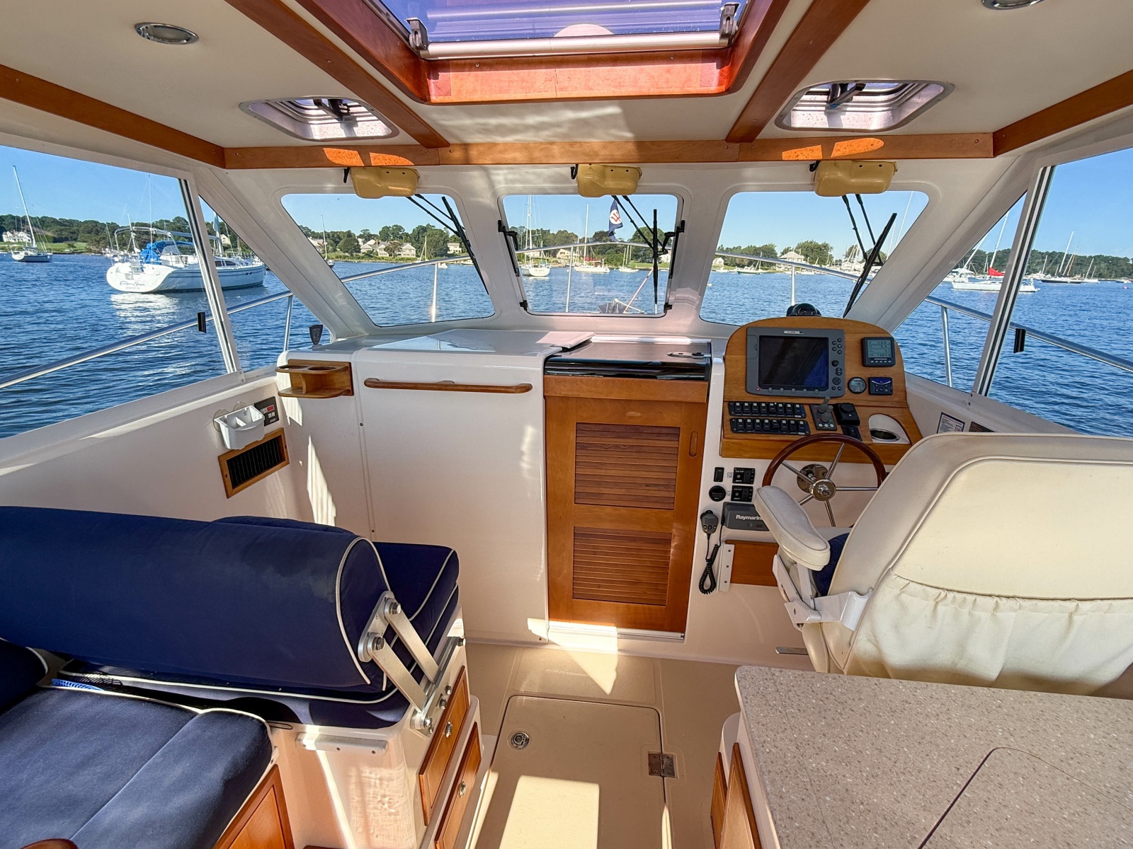 2008 True North 34