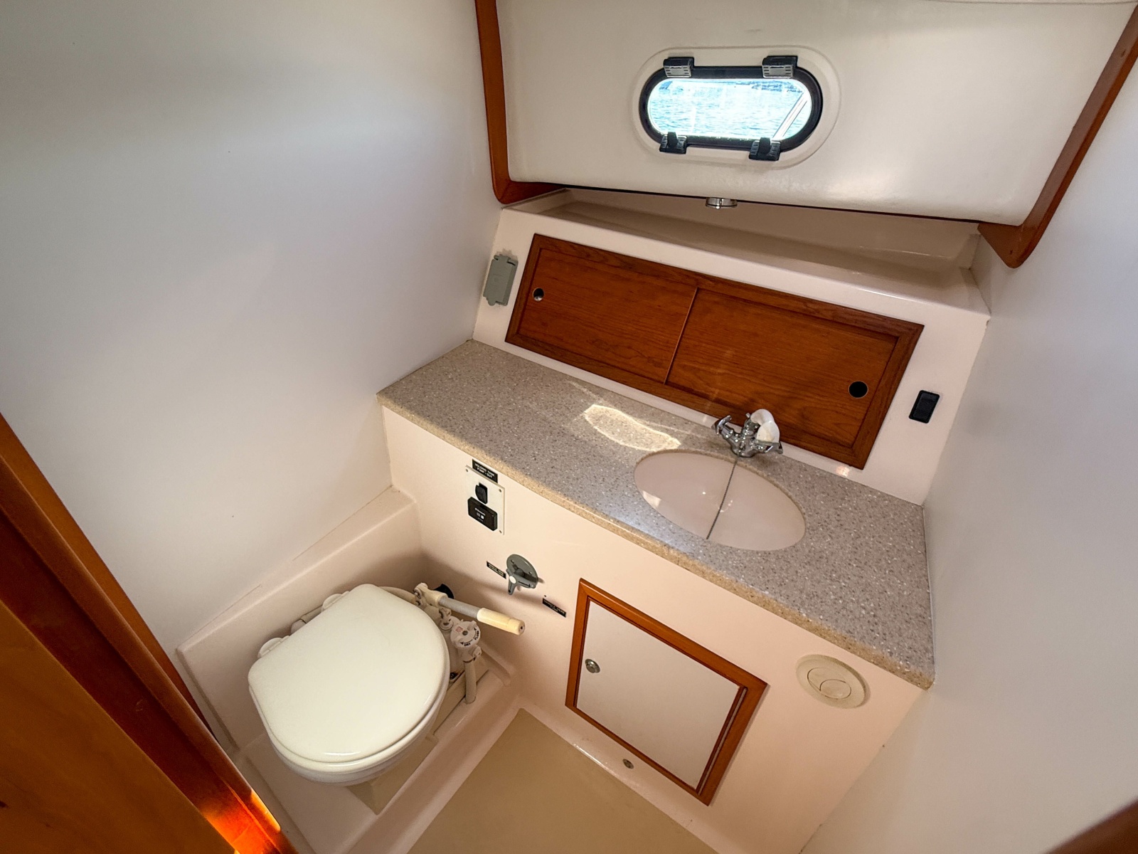 2008 True North 34