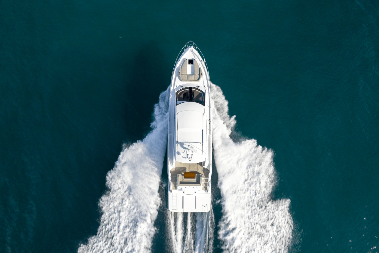 2024 Cruisers Yachts 50 Cantius