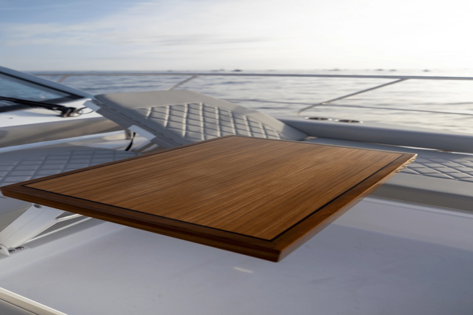 2024 Cruisers Yachts 50 Cantius
