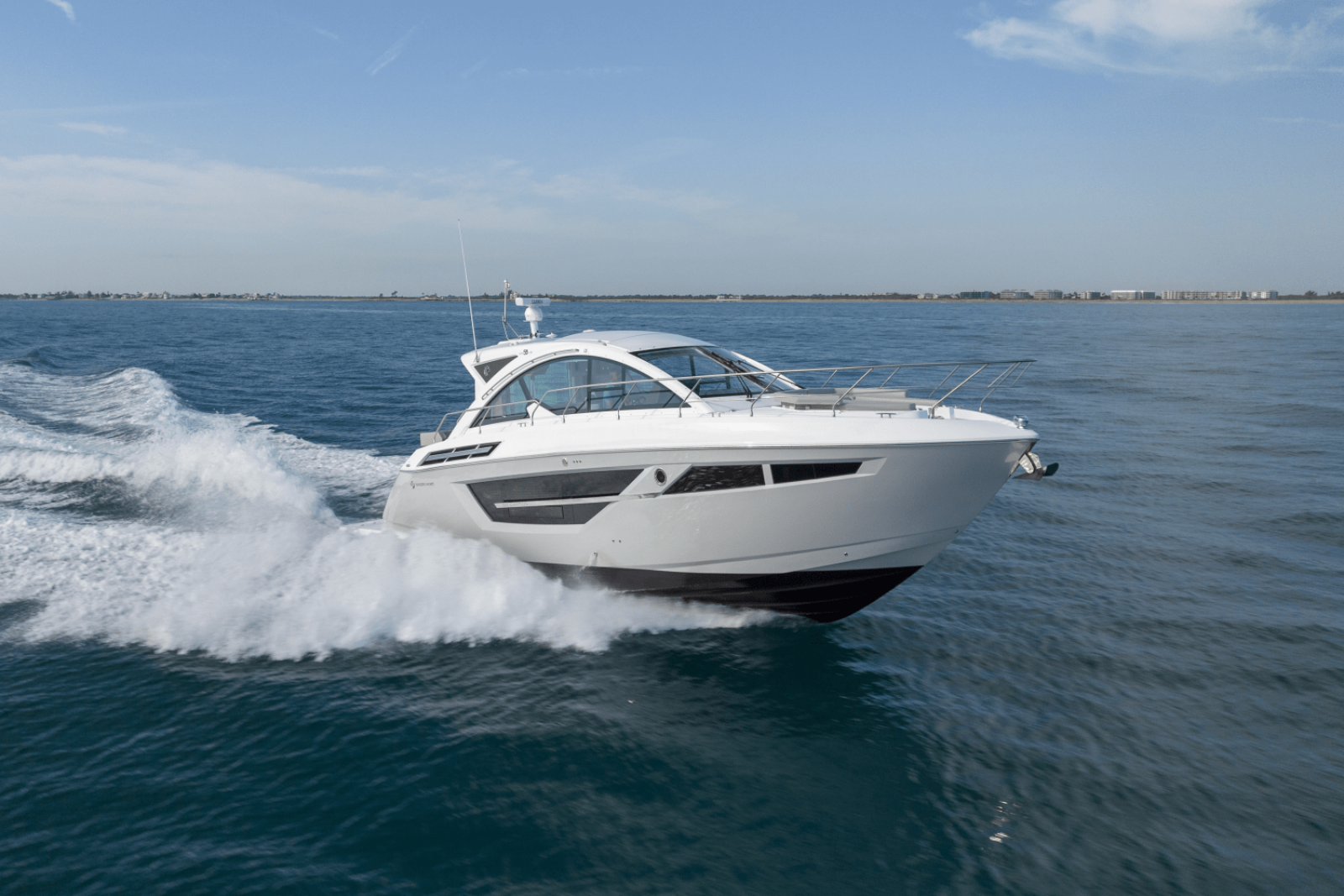 2024 Cruisers Yachts 50 Cantius