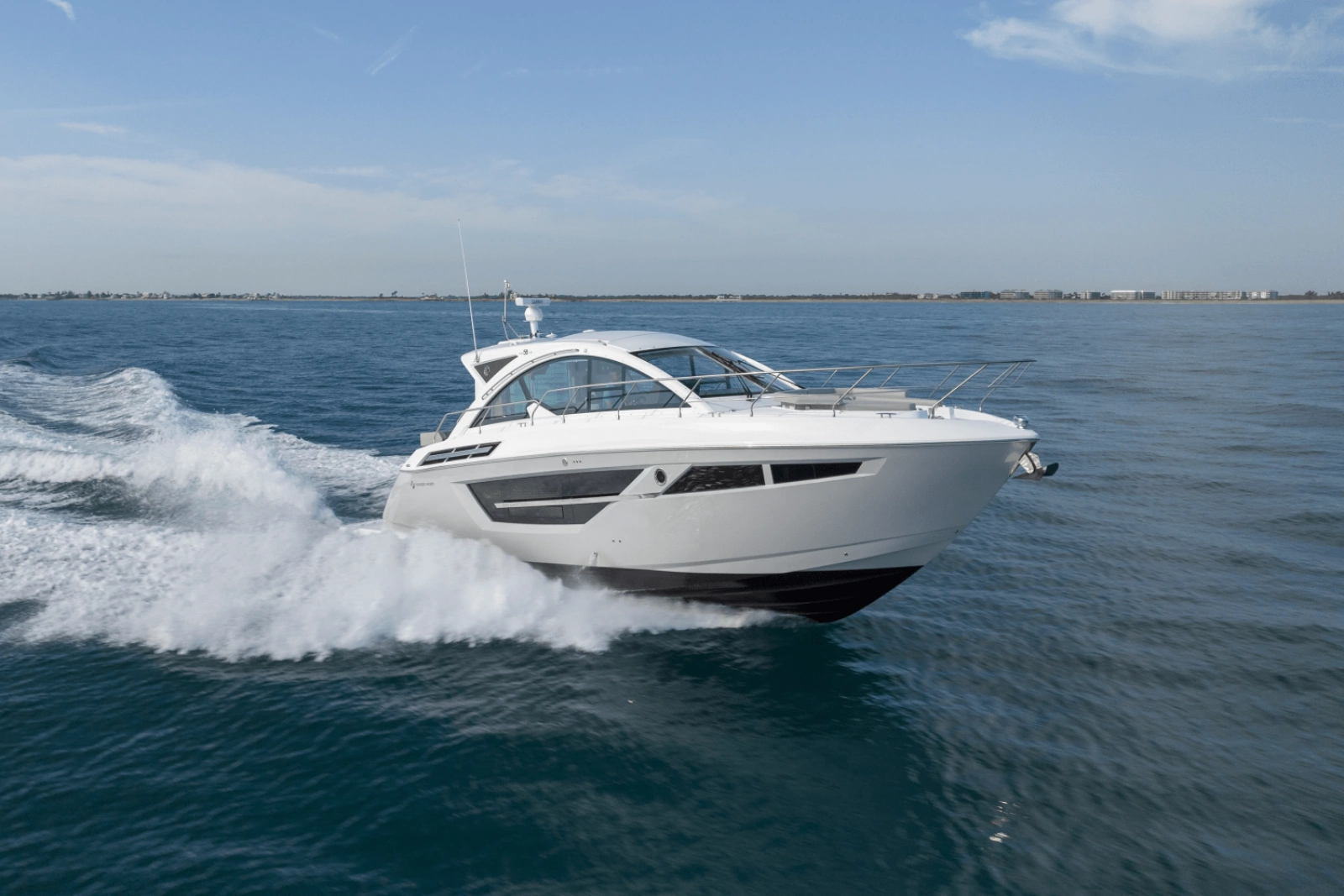 2024 Cruisers Yachts 50 Cantius