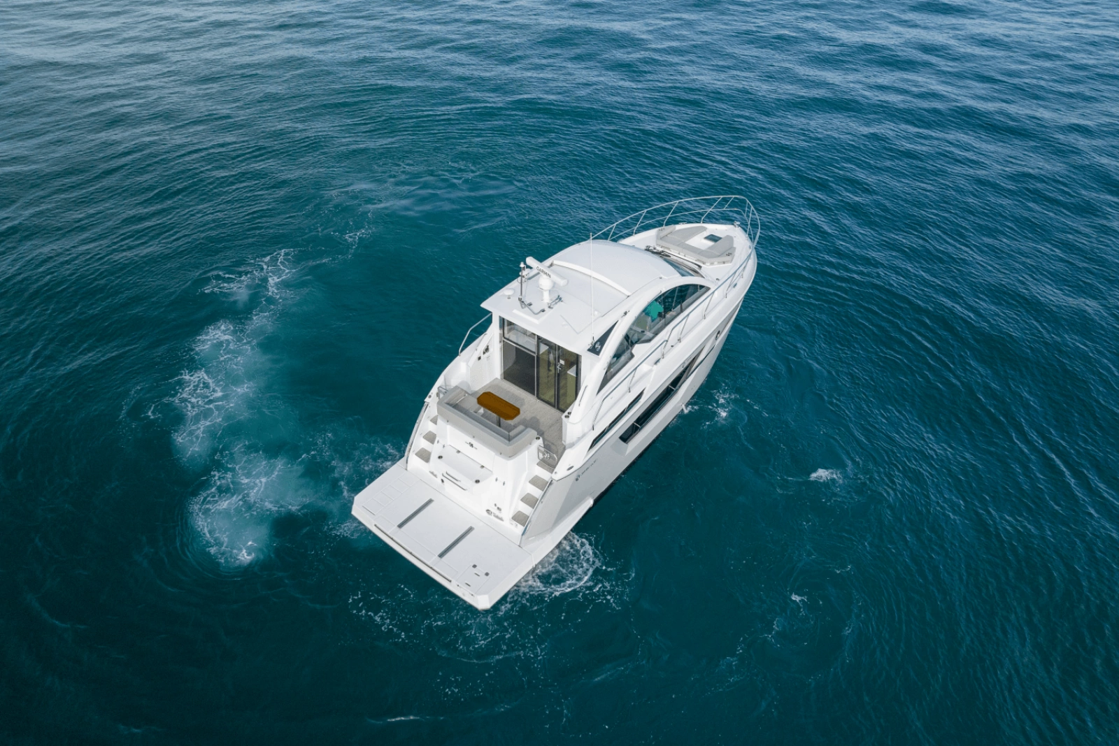 2024 Cruisers Yachts 50 Cantius