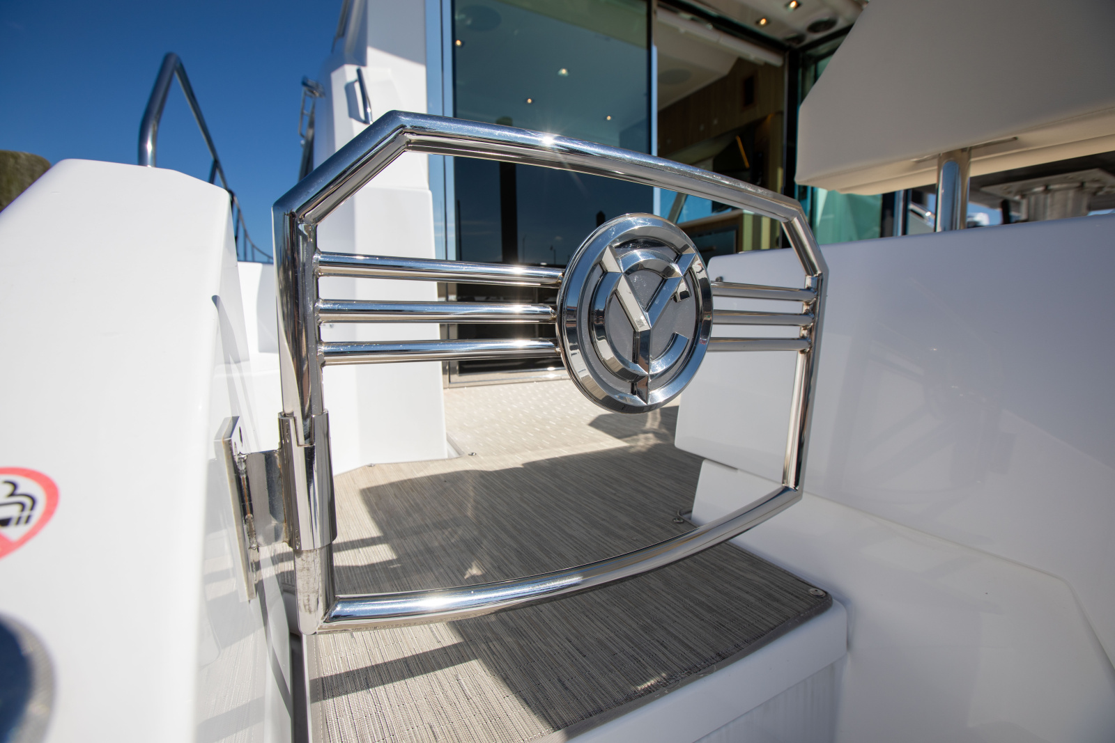 2024 Cruisers Yachts 50 Cantius
