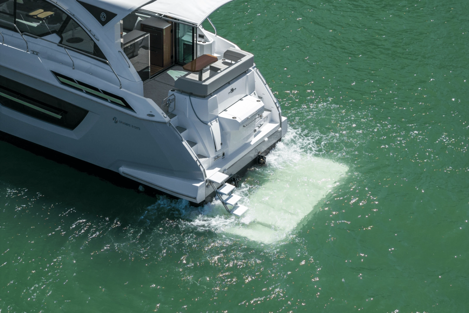 2024 Cruisers Yachts 50 Cantius