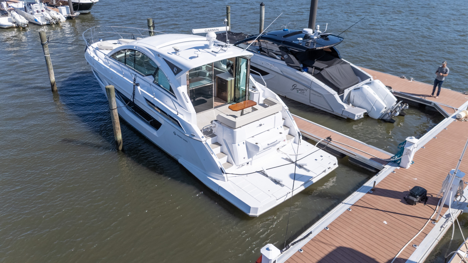 2024 Cruisers Yachts 50 Cantius