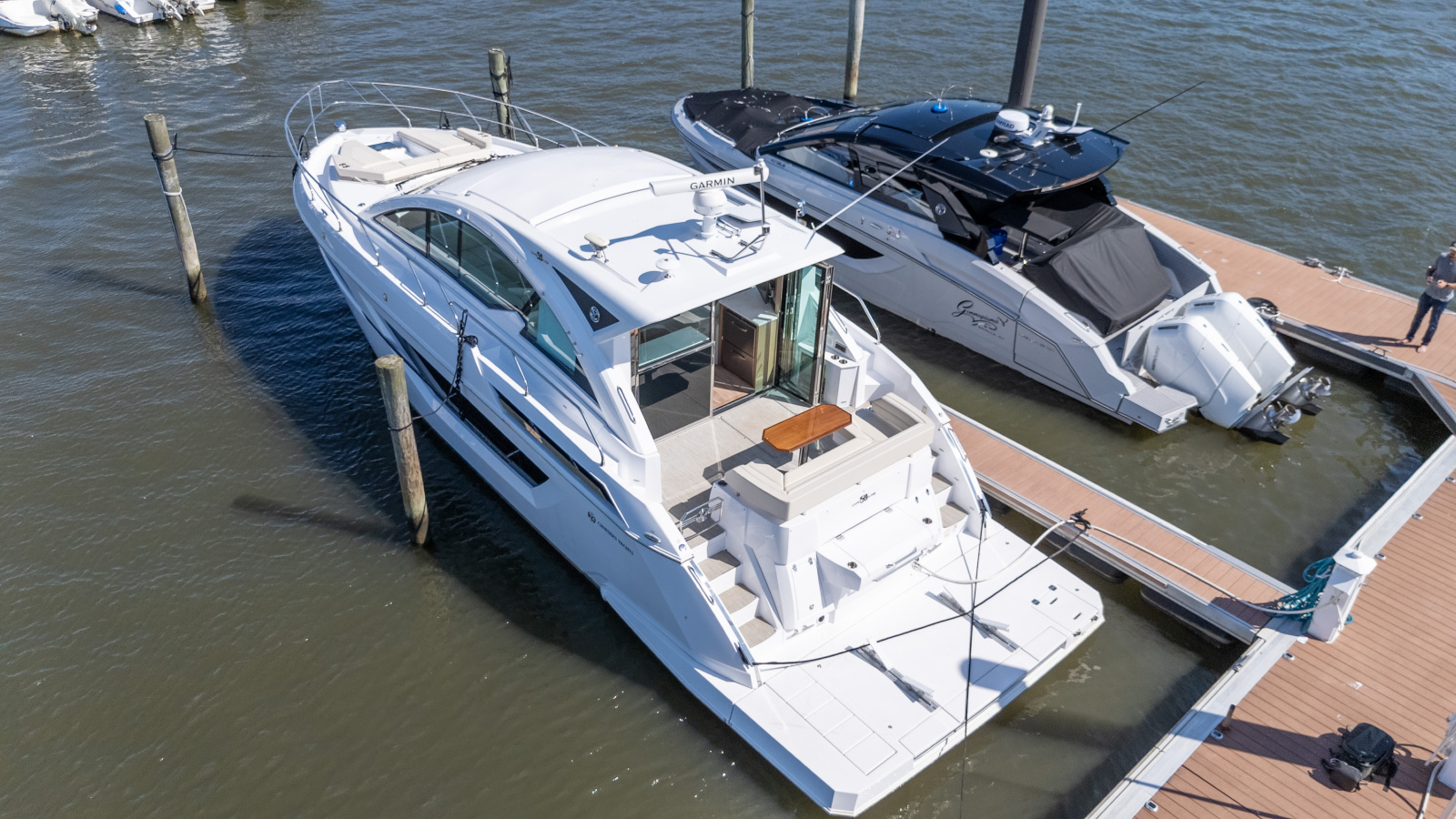 2024 Cruisers Yachts 50 Cantius