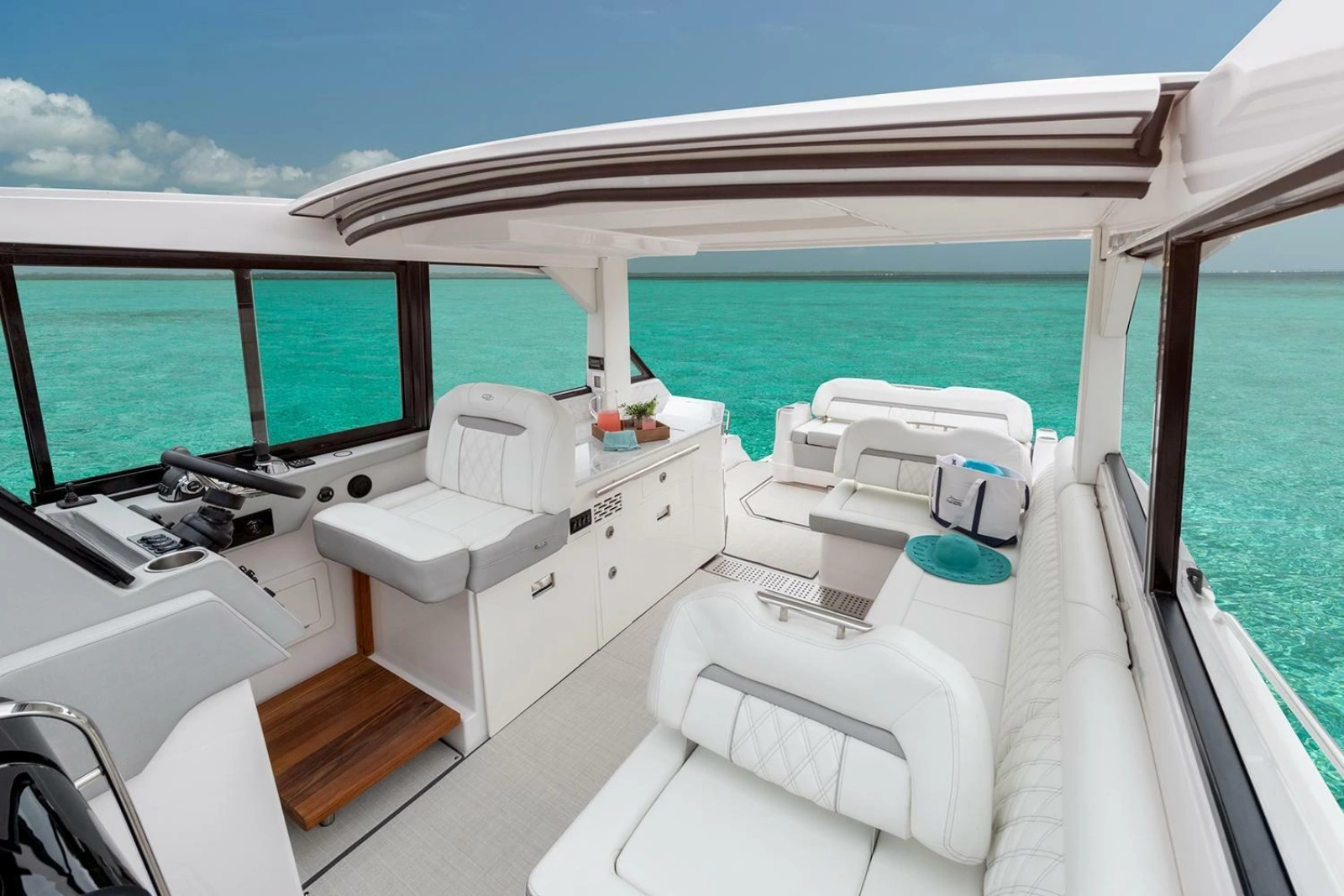 2023 Regal 36 XO