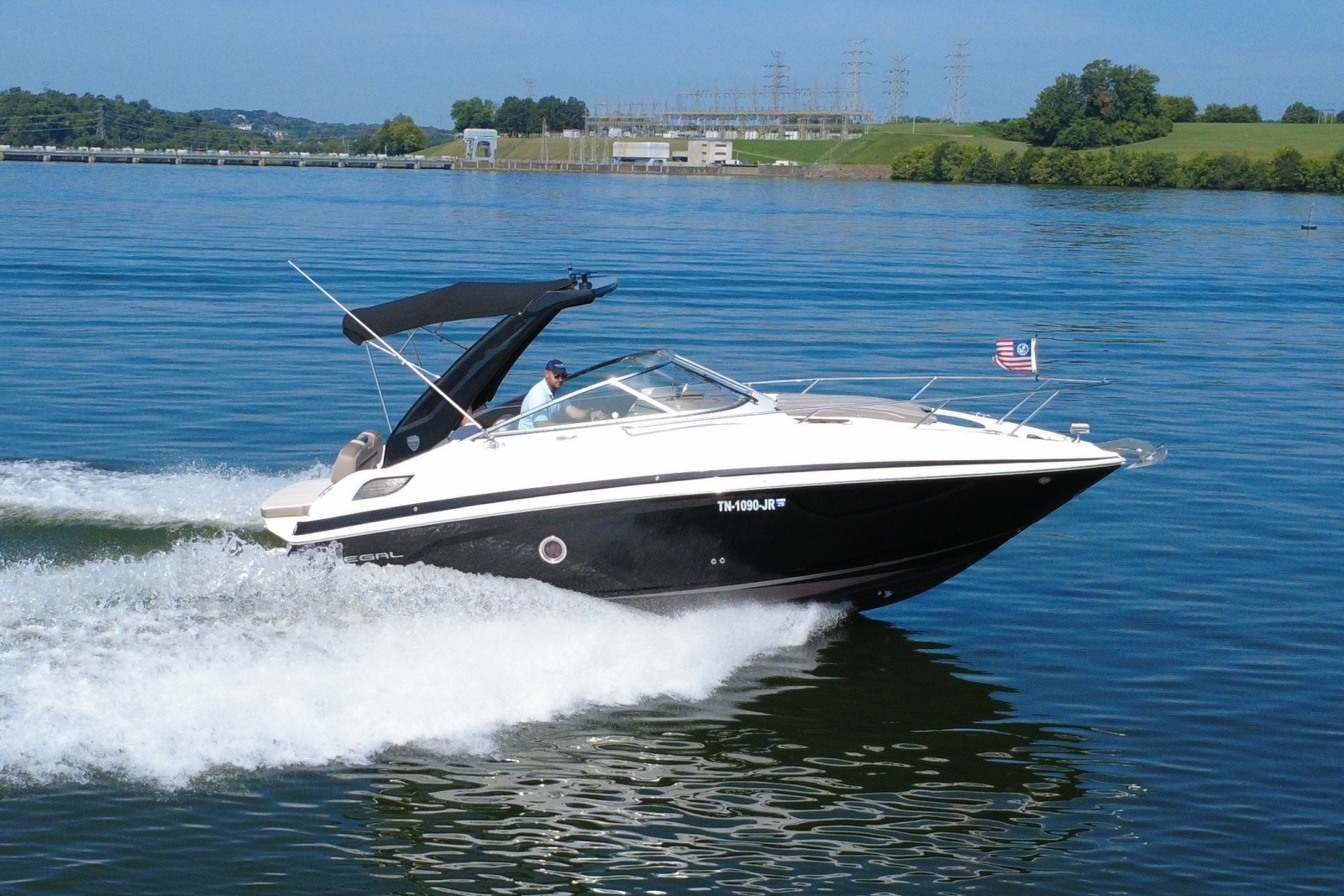 2018 Regal 28 Express
