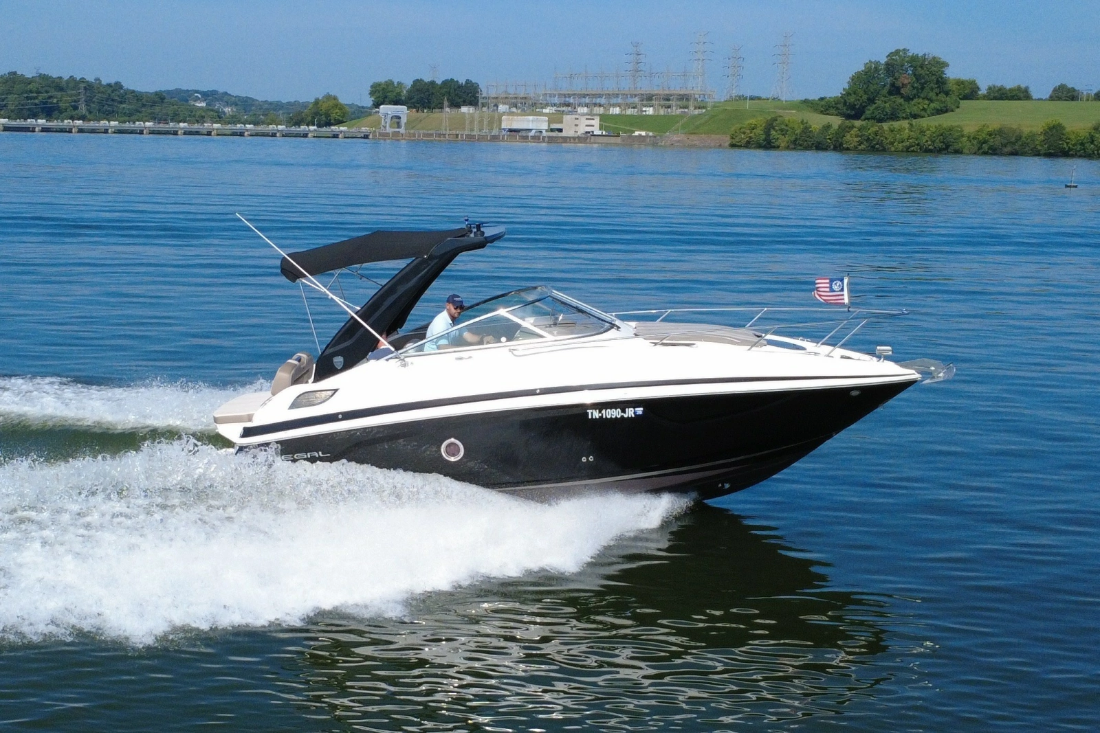 2018 Regal 28 Express