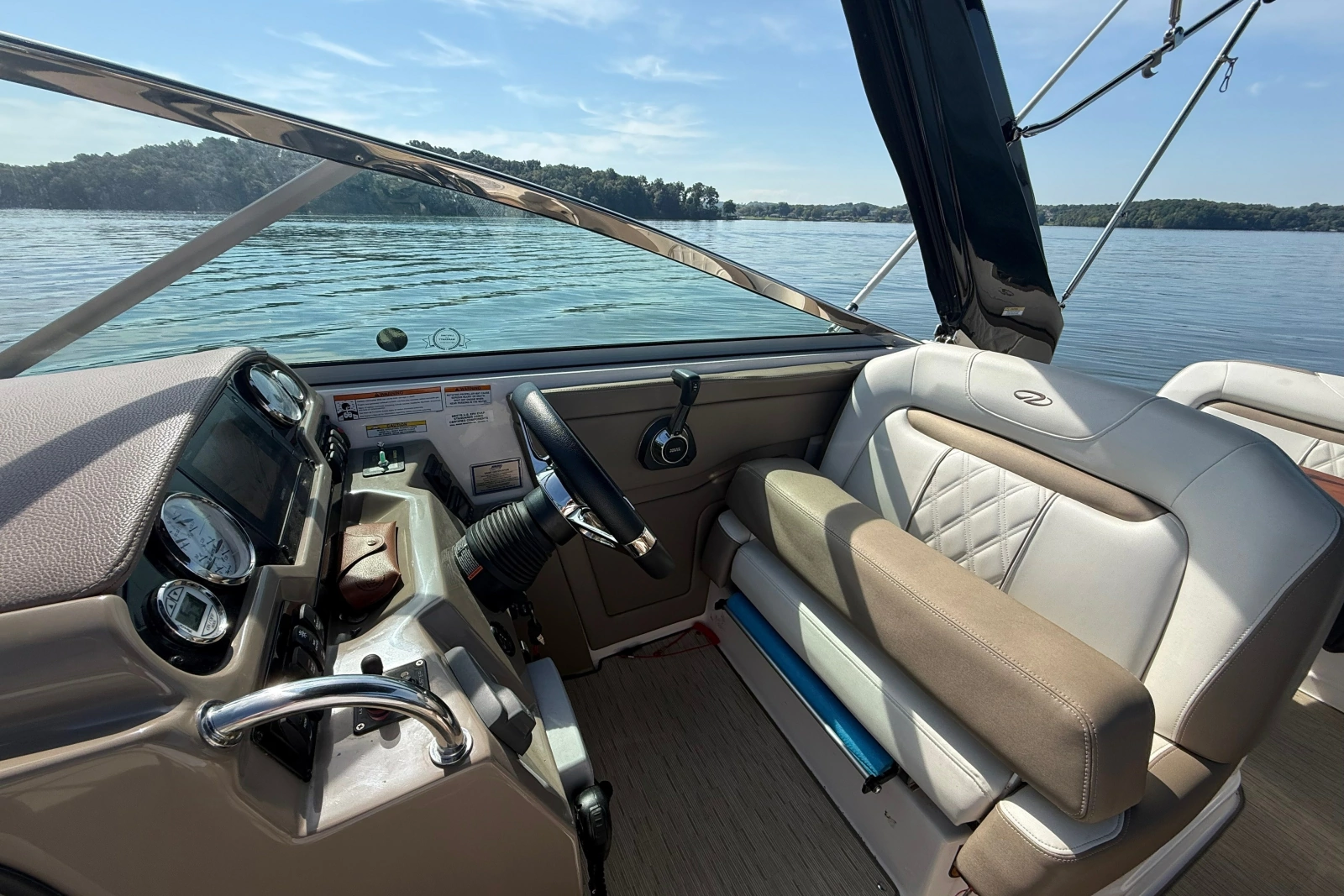 2018 Regal 28 Express