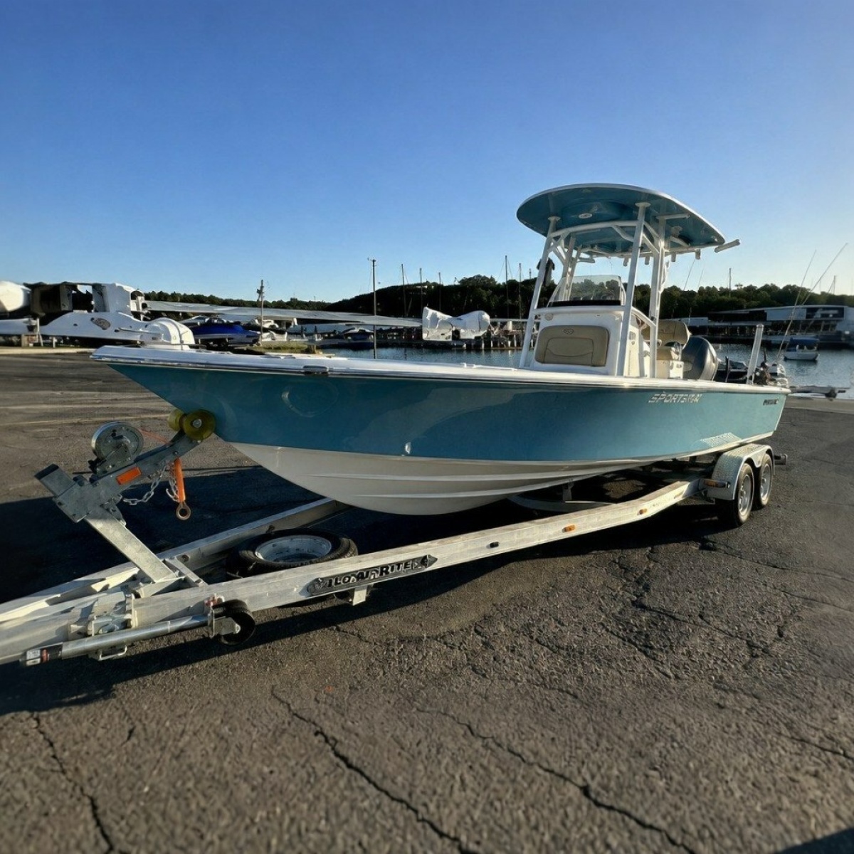 2017 Sportsman Masters 247 Bay Boat