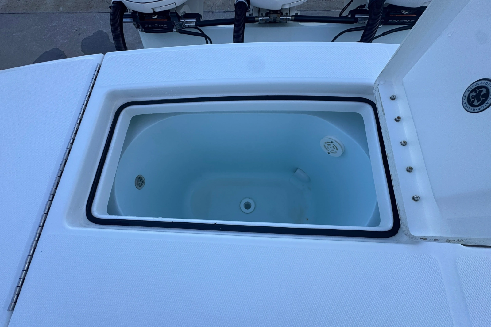2016 Regulator 34