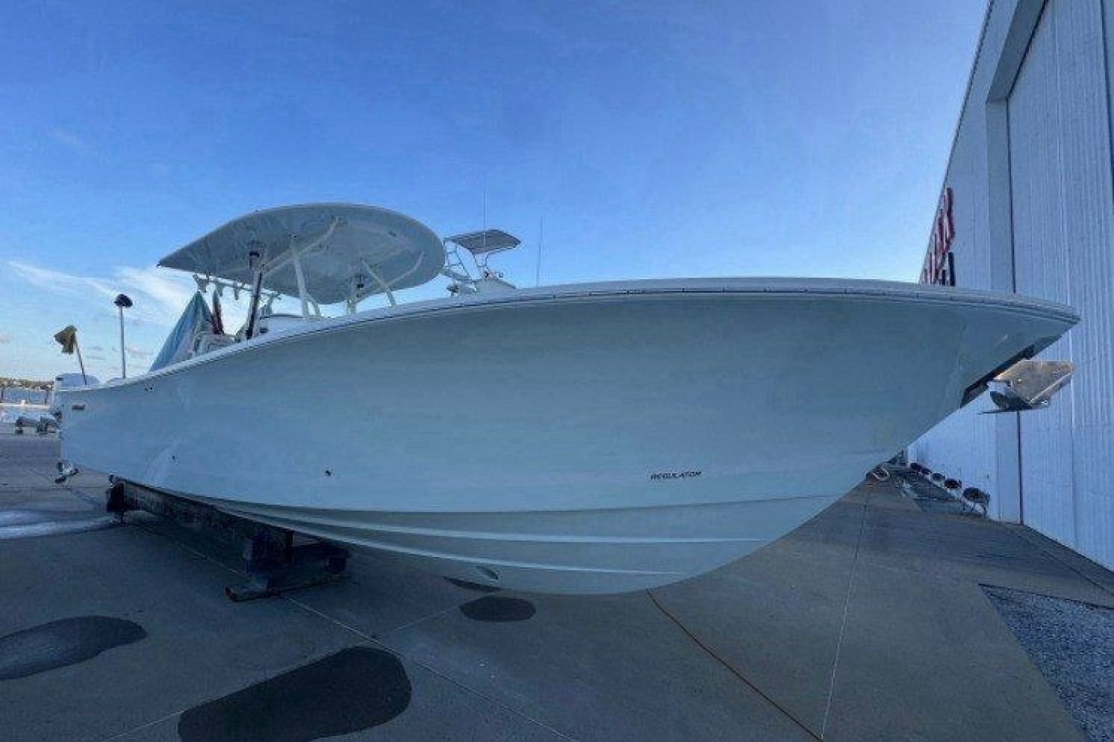2016 Regulator 34