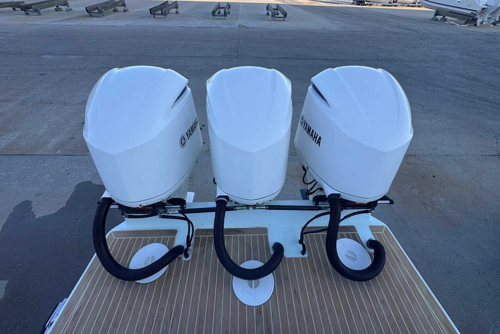 2016 Regulator 34