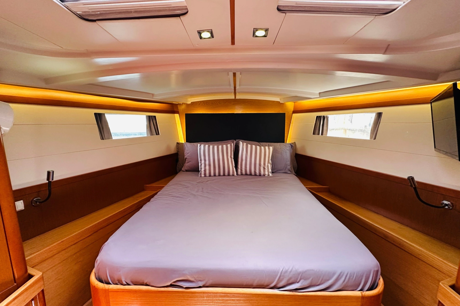 2014 Beneteau Oceanis 48