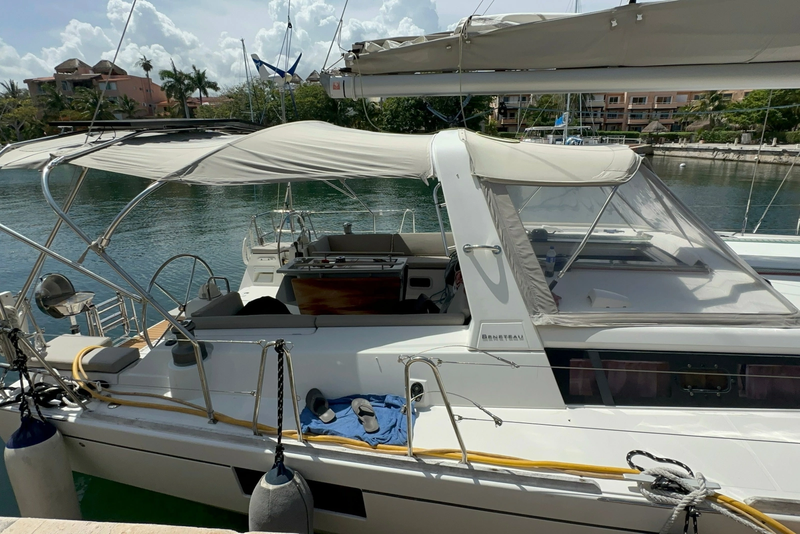 2014 Beneteau Oceanis 48
