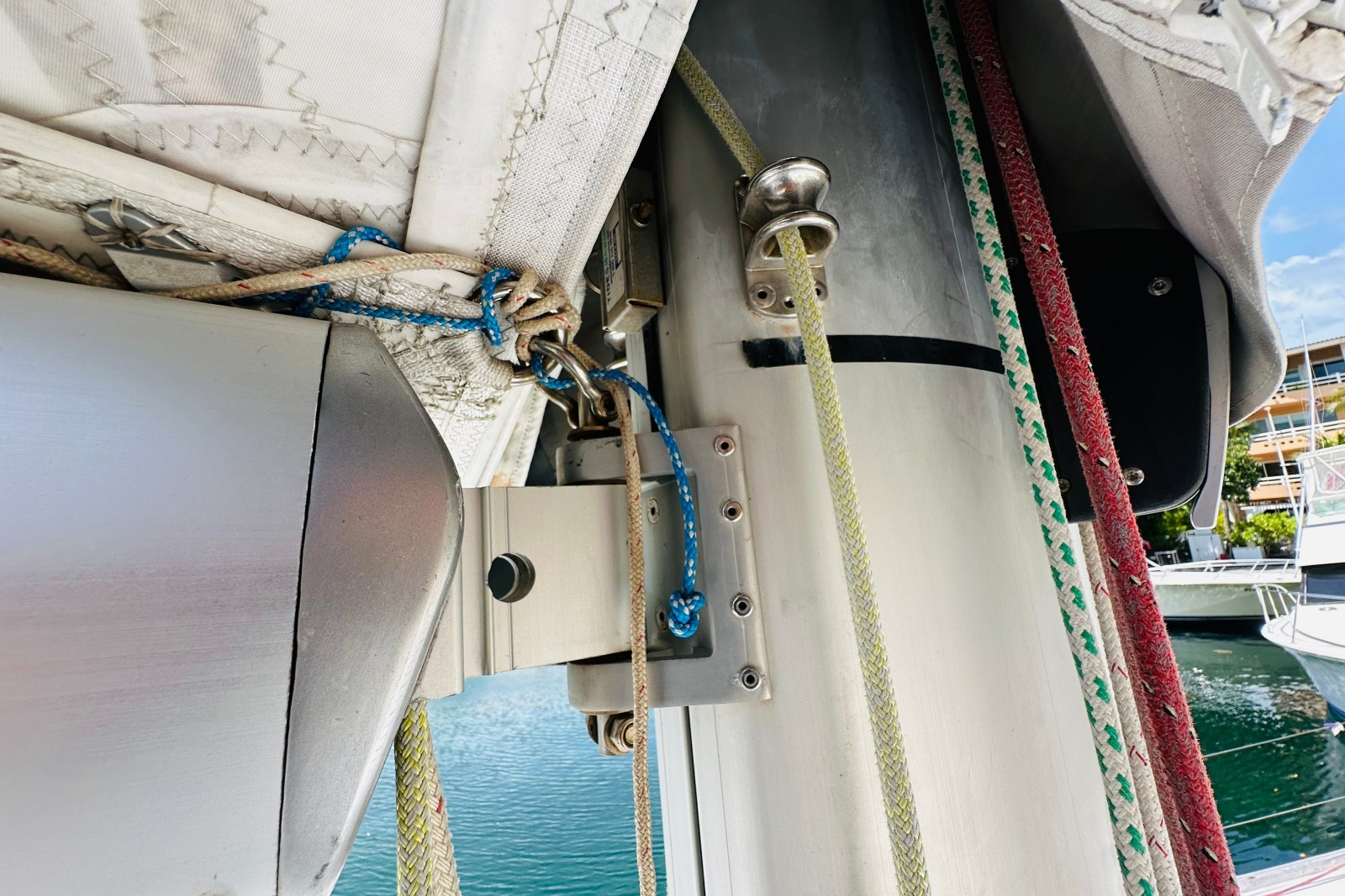 2014 Beneteau Oceanis 48