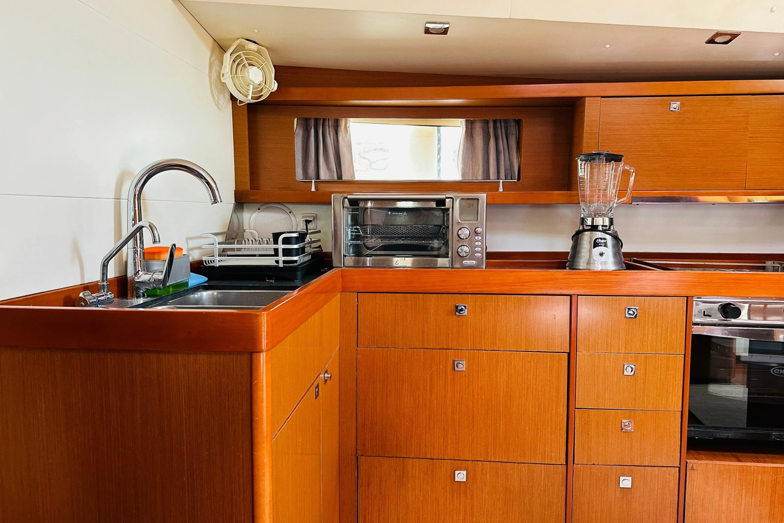 2014 Beneteau Oceanis 48