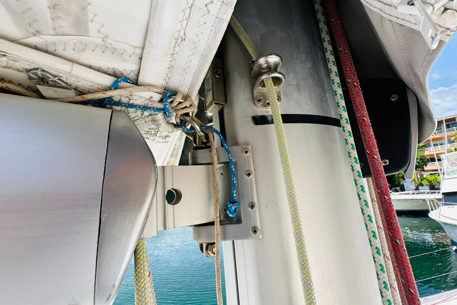 2014 Beneteau Oceanis 48