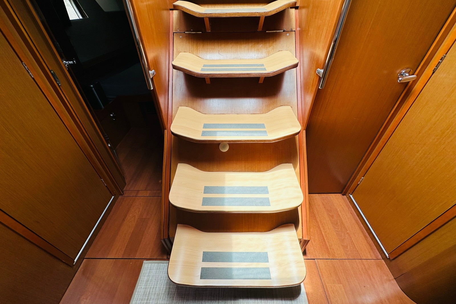 2014 Beneteau Oceanis 48