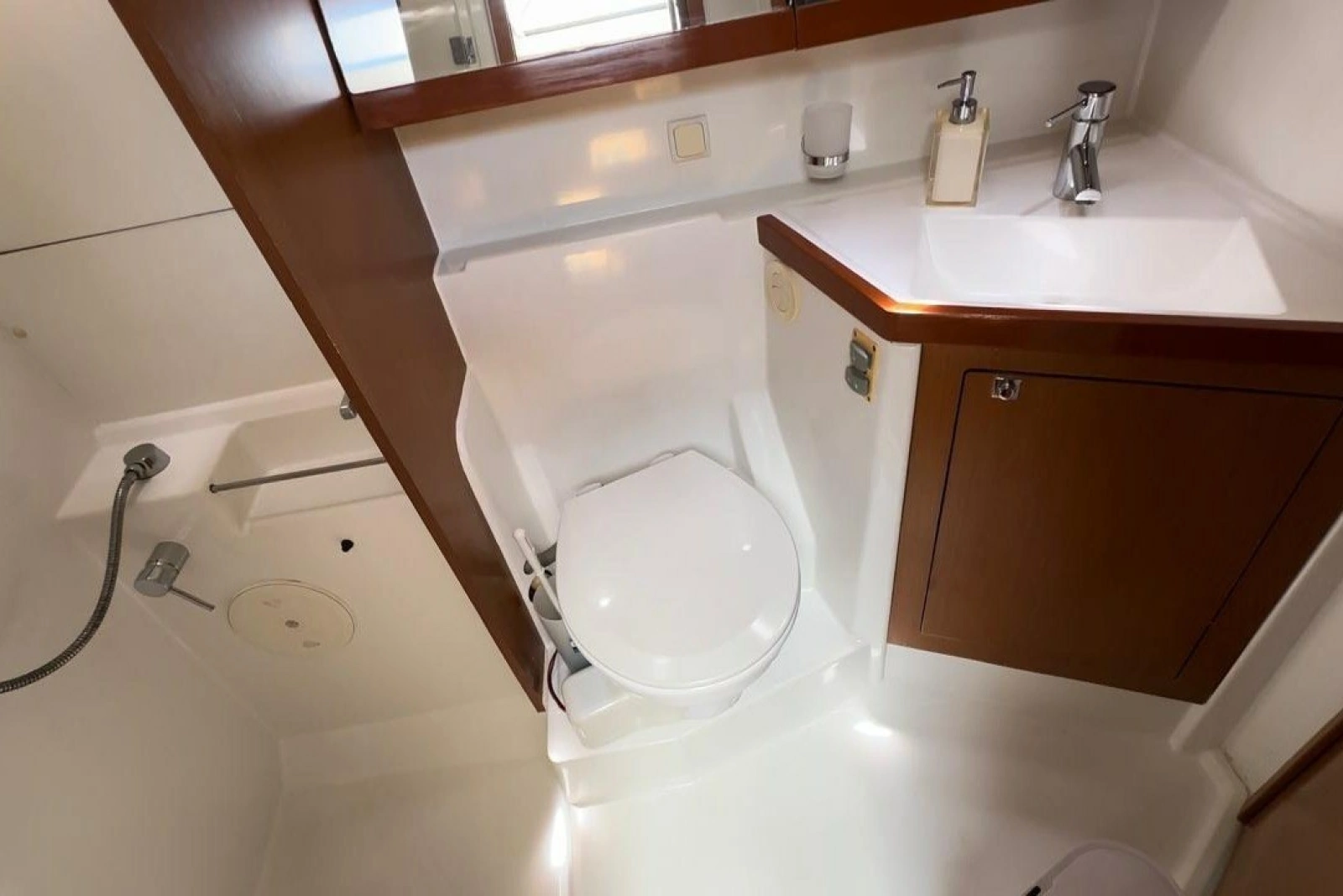 2014 Beneteau Oceanis 48