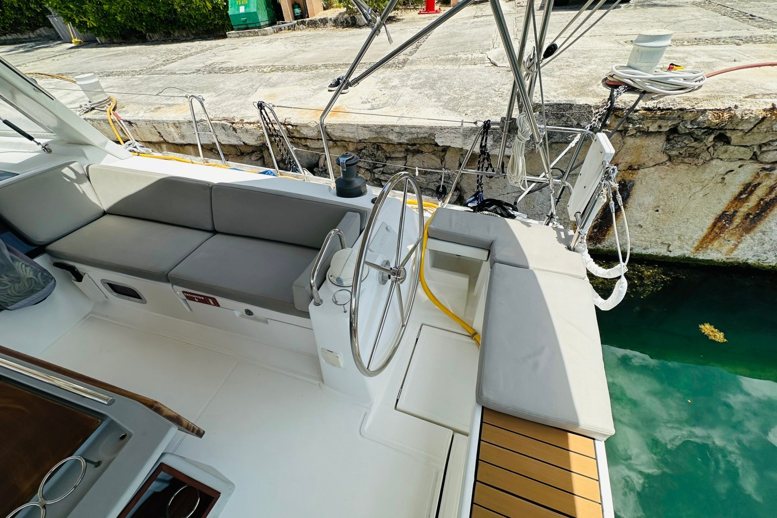 2014 Beneteau Oceanis 48