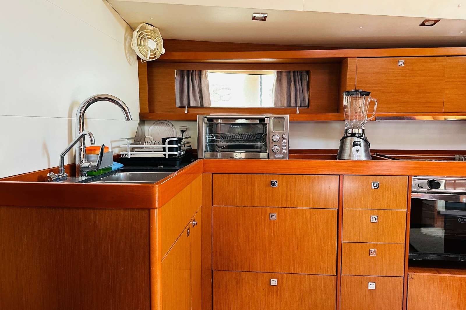 2014 Beneteau Oceanis 48