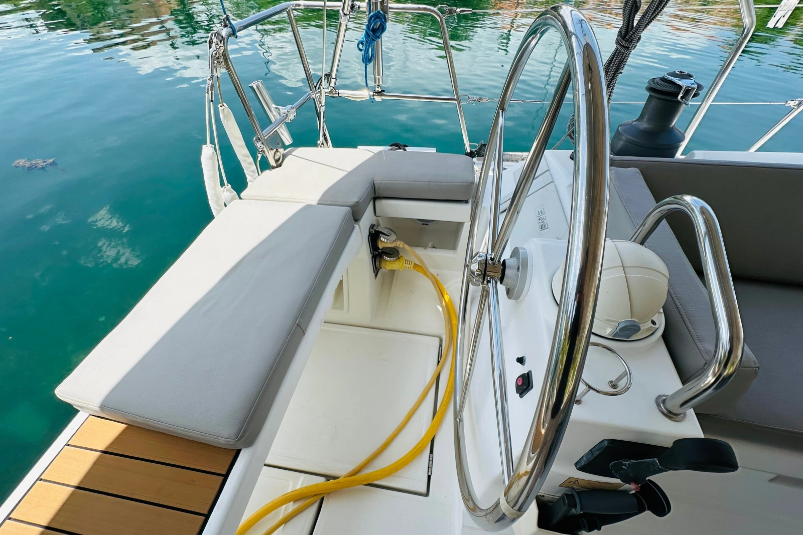 2014 Beneteau Oceanis 48