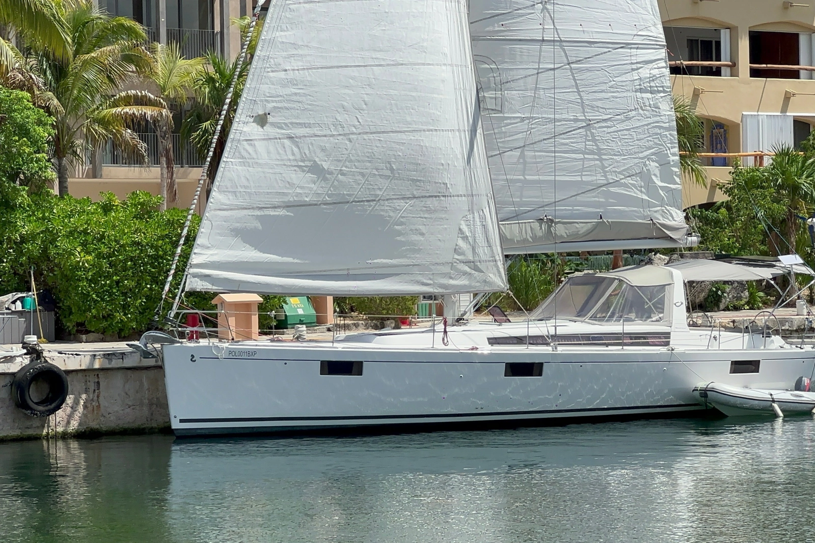 2014 Beneteau Oceanis 48
