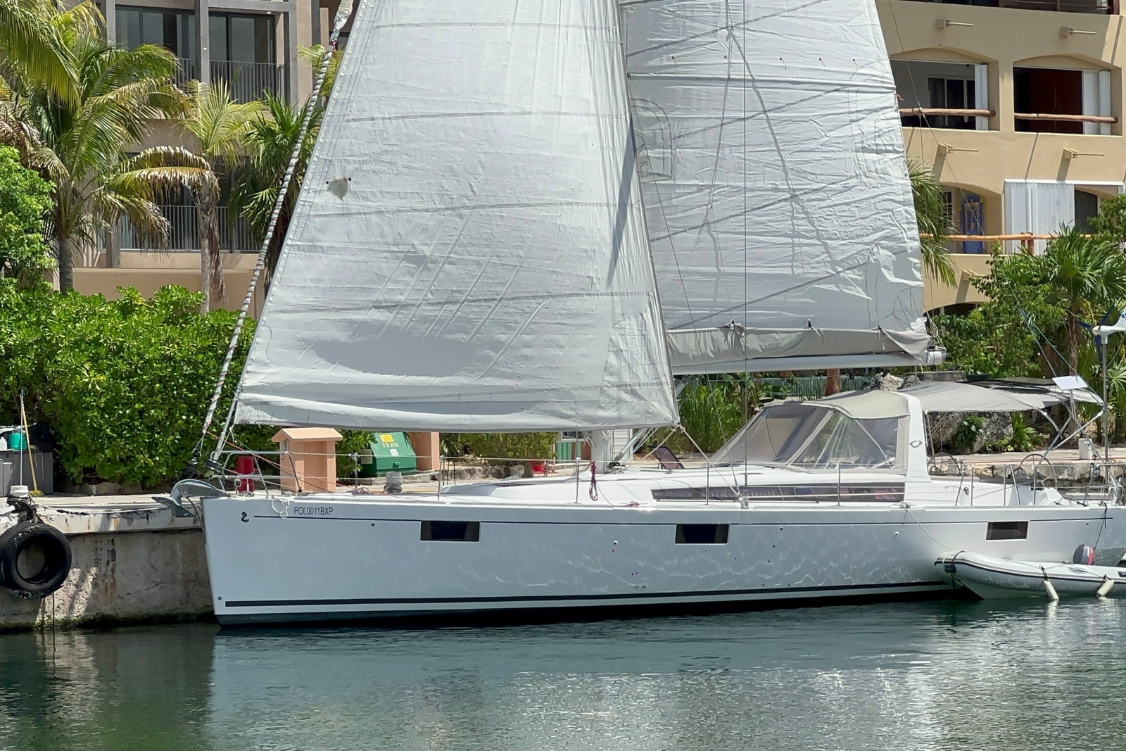 2014 Beneteau Oceanis 48