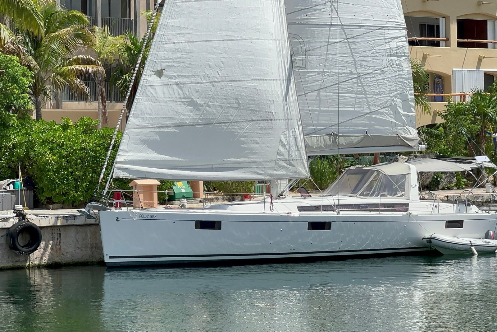 2014 Beneteau Oceanis 48