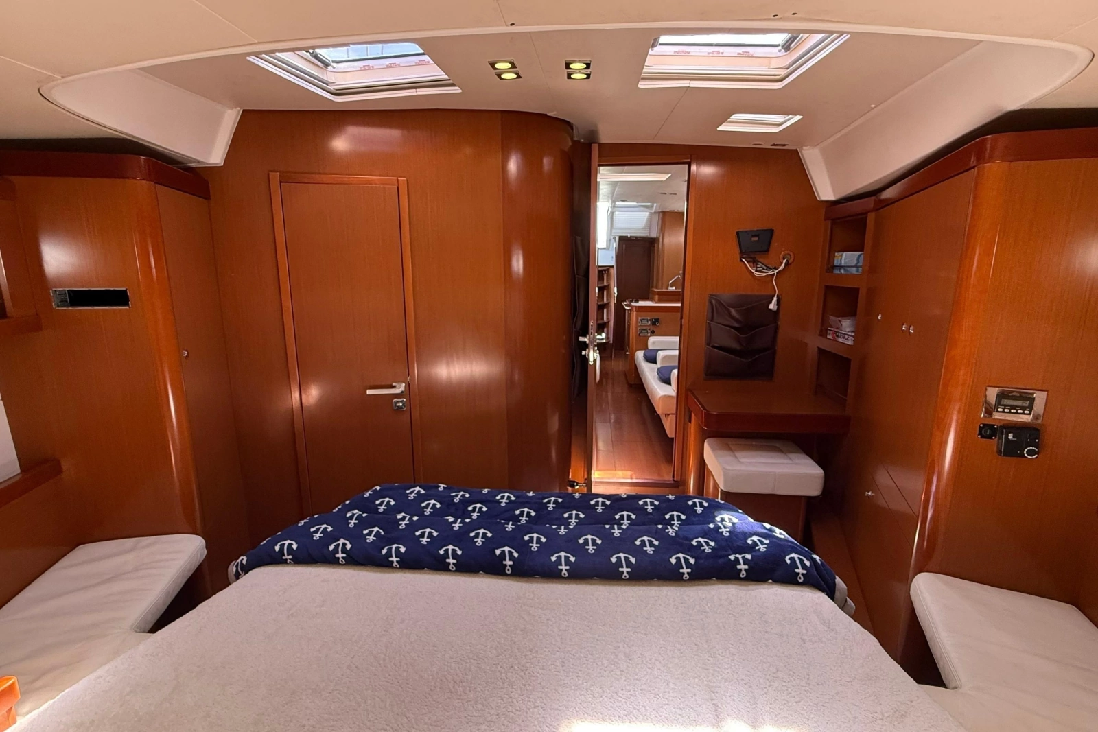 2013 Beneteau Oceanis 58