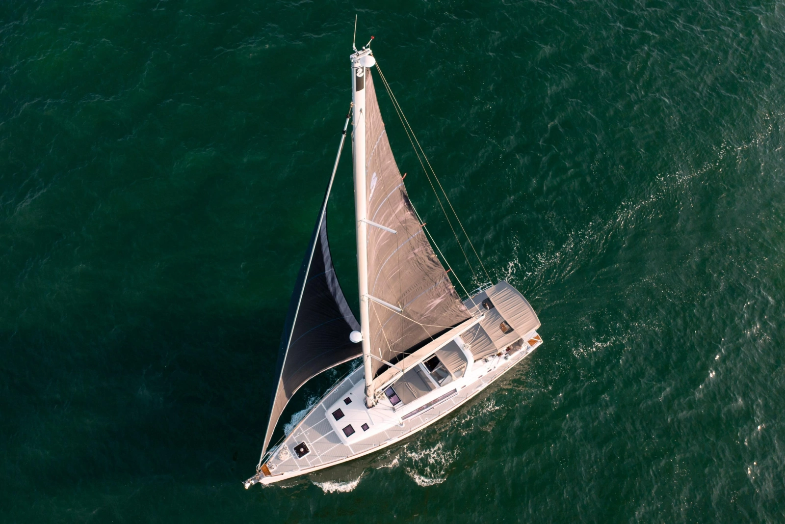 2013 Beneteau Oceanis 58