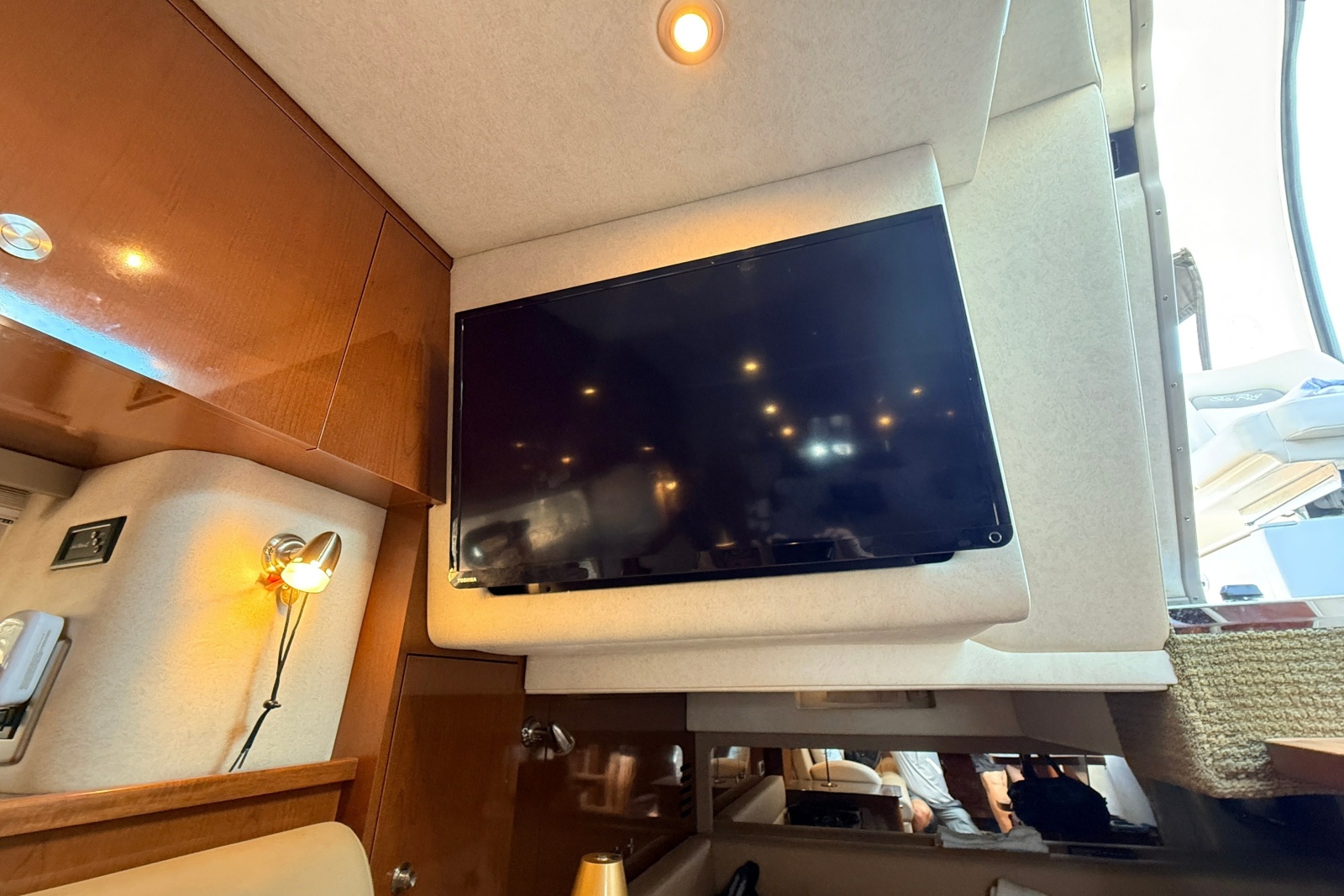 2013 Sea Ray Sundancer 370