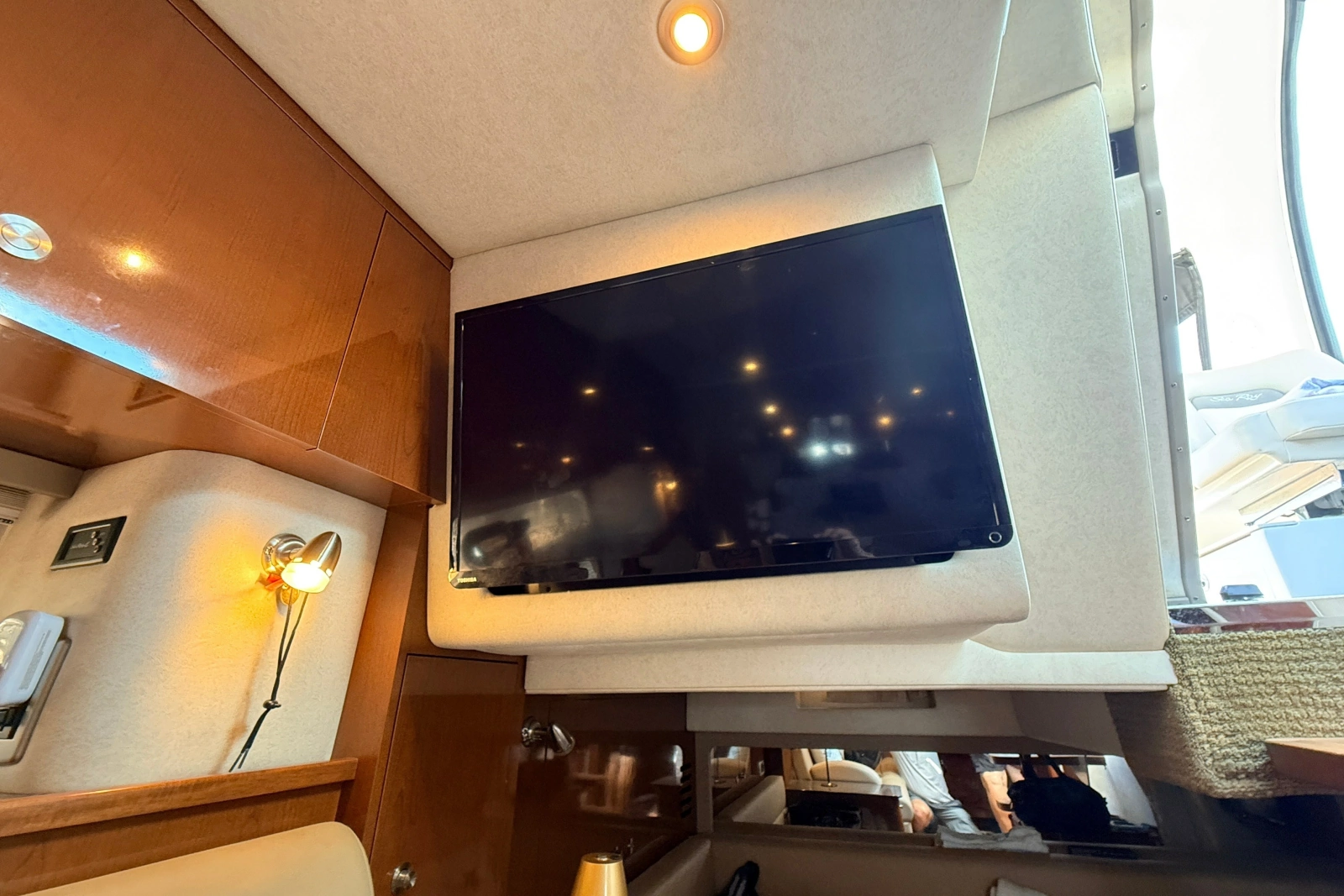 2013 Sea Ray Sundancer 370