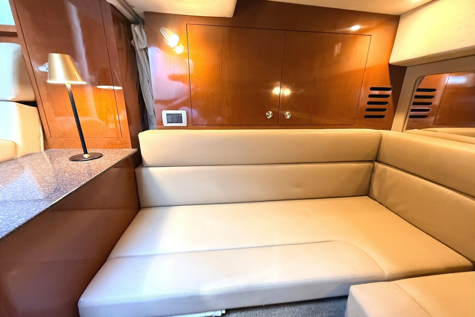 2013 Sea Ray Sundancer 370