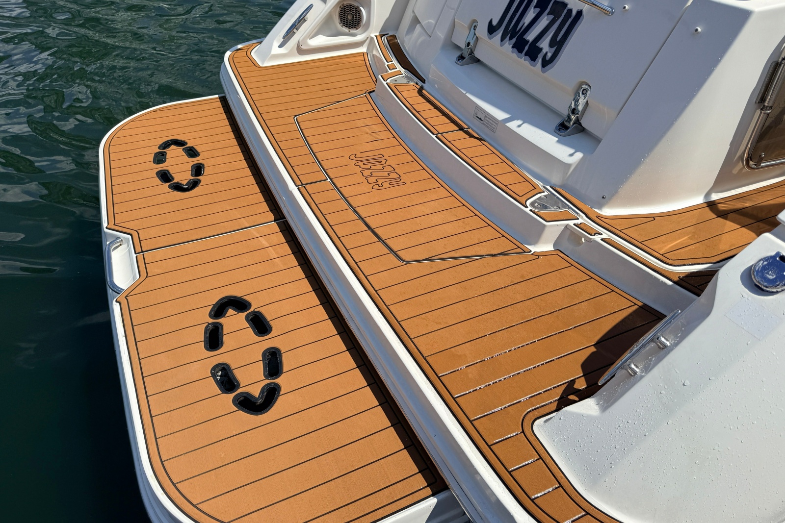 2013 Sea Ray Sundancer 370